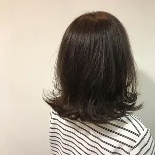 ミディアム カラー ERINA🐸垢抜け ミディアム/レイヤーのヘアスタイル