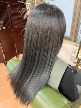 ロング カラー 石井 佑樹のヘアスタイル