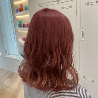カラー Ashanti 有川のヘアスタイル