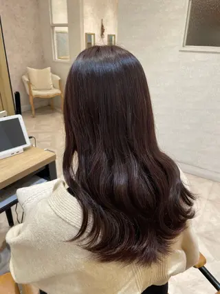 ロング カラー 透明感カラー 🩶🩵🩷AIRIのヘアスタイル