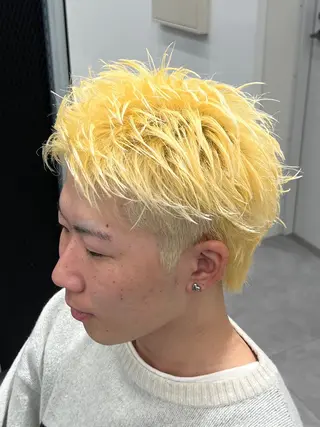 ショート カラー スパイキーショート 長谷野真吾のヘアスタイル