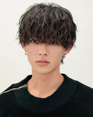 ショート パーマ メンズ 🎨古着✖️ ハイトーンYui🎨のヘアスタイル