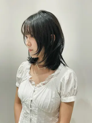 ミディアム カラー 透明感カラー* レイヤー/清水大地のヘアスタイル