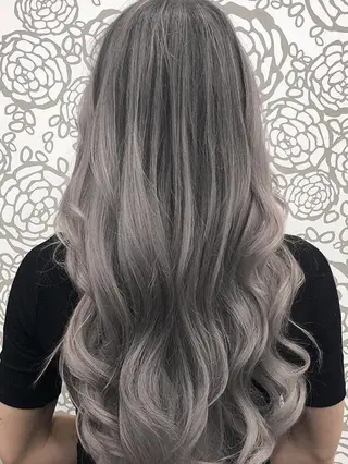 ロング カラー パーマ ヘアアレンジ Device ディバイスのヘアスタイル