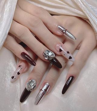 ネイル エリ🫧 nail池袋東口のネイルデザイン