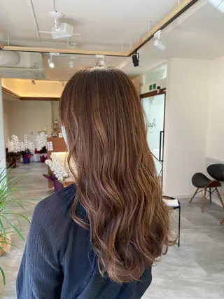 ロング カラー 美髪・透明感カラー 西川仁弥のヘアスタイル