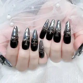 ネイル Nail salon 木にいるのネイルデザイン