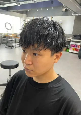 パーマ メンズ レイヤーカット 西村あきやのヘアスタイル