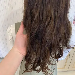 ロング カラー カぺリベラ 香里園店のヘアスタイル