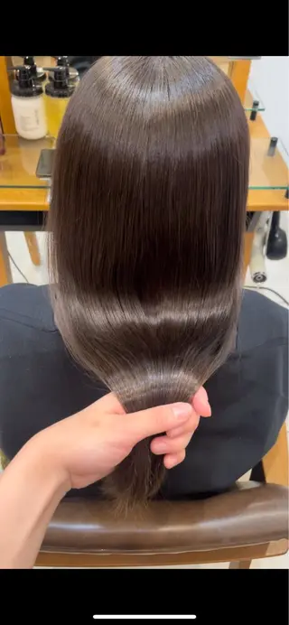 新原 陽那のヘアスタイル