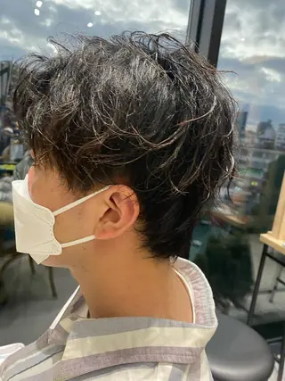 ミディアム パーマ メンズ 似合う髪型見つけます AYAKAのヘアスタイル