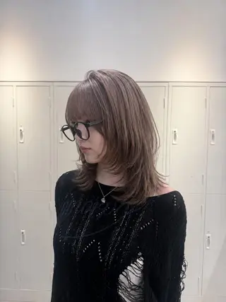 ミディアム 盛れるレイヤー🧡 飯田亘貴のヘアスタイル