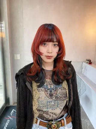 ミディアム カラー レイヤーウルフ エクステ磯部のヘアスタイル