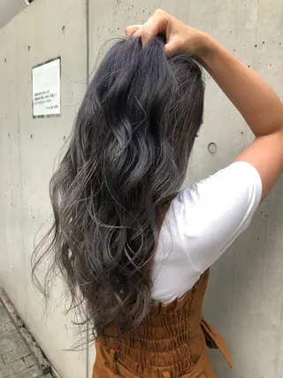 ロング カラー 藤原 ちひろのヘアスタイル