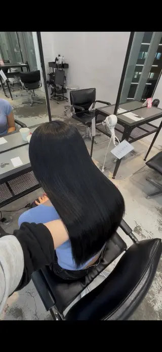 ロング カラー ダメージレス艶髪 🦋MISAKI🦋のヘアスタイル