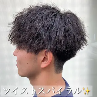 パーマ メンズ 曲がる縮毛矯正 🔥TAKUMA🔥のヘアスタイル