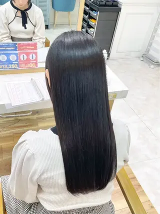 ロング ✨縮毛矯正✨艶髪✨️ 髪質改善✨鴻巣✨️のヘアスタイル