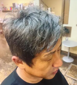 カラー 竹谷 千佳子のヘアスタイル