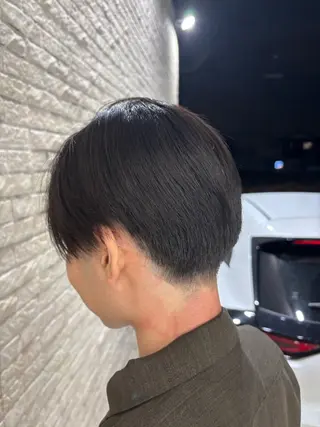 ミディアム メンズ 【メンズ特化】セン ターパート/保坂太一のヘアスタイル