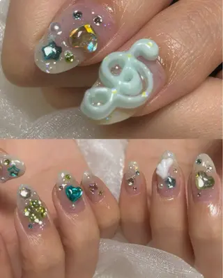 ミディアム mer natsumiのネイルデザイン