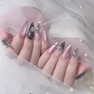 ネイル Chiin Nailのネイルデザイン