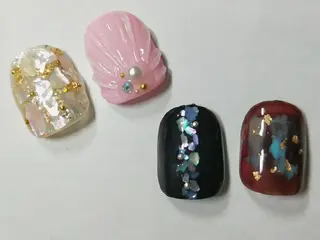 ネイル はばすみれ🎀ﾈｲﾙ 光ﾌｪｲｼｬﾙ ﾍｱのネイルデザイン