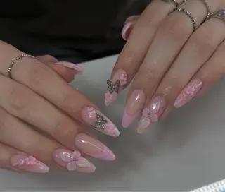 ネイル Julie Nail Hinのネイルデザイン