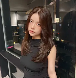 セミロング 奥山 みのりのヘアスタイル