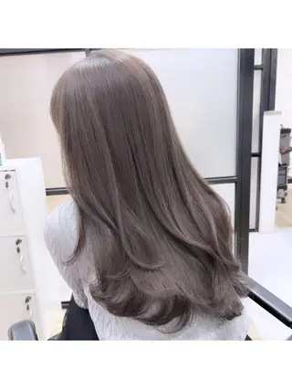 ロング カラー 透明感Color🩶 髪質改善 ユウナ🦋のヘアスタイル