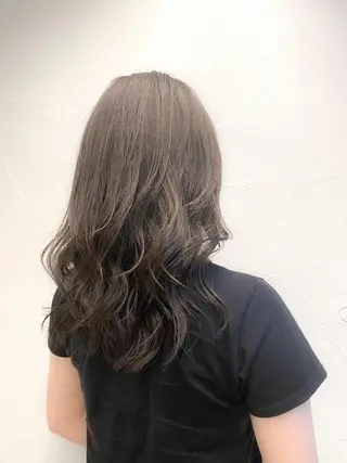 セミロング カラー ハイトーン×似合わせ 🌱中川慎之介のヘアスタイル