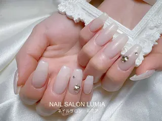 ネイル ネイルサロン ルミア Lumia 店長施術のネイルデザイン
