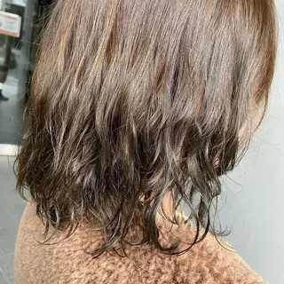 ミディアム カラー パーマ 💜推しインナー カラー/菊池柊真💜のヘアスタイル