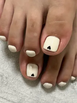 ネイル FIORITURA Maikoのネイルデザイン
