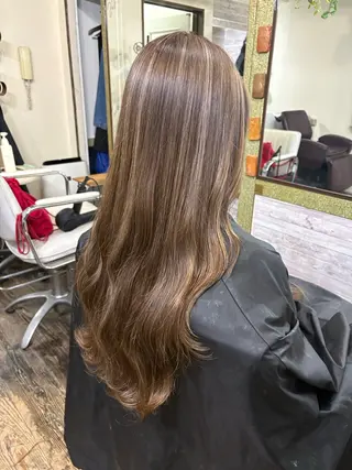 カラー 渡辺 健太のヘアスタイル