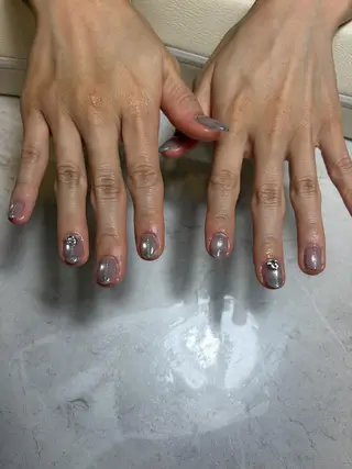 ネイル mofie🤍ユウユ /恵比寿駅徒歩3分のネイルデザイン