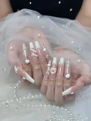 ネイル Eli Muse 新宿ネイルのネイルデザイン