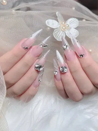 ネイル Lenie Nail Salonのネイルデザイン