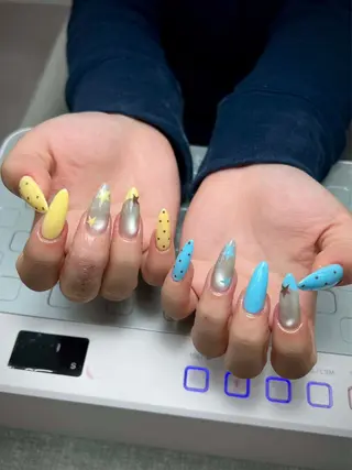 ネイル Blingg NailStudioのネイルデザイン