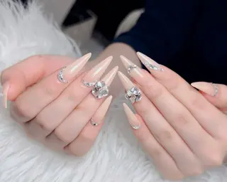 ネイル LUMI NAILのネイルデザイン