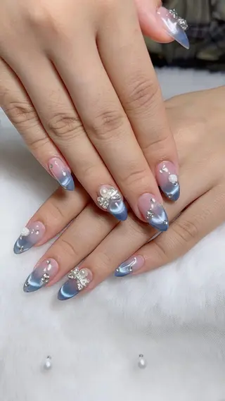 ネイル Crystal Nailのネイルデザイン
