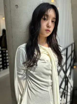 ロング パーマ オカモト ハルカのヘアスタイル