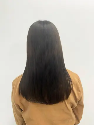 セミロング カラー パーマ ヘアアレンジ メンズ キッズ ネイル マツエク・マツパ アイブロウ 似合せレイヤー/ 柔らか透明感カラーのヘアスタイル