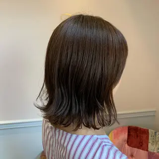 ミディアム 鈴木 麻希のヘアスタイル
