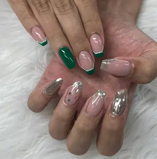ネイル tener 🖤yua🖤のネイルデザイン