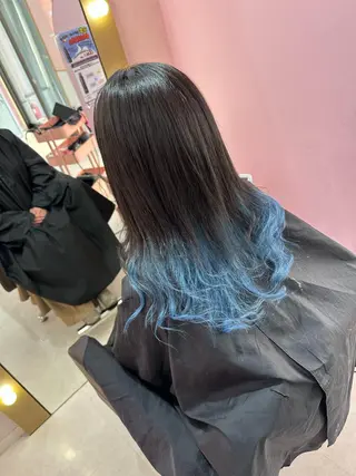 ロング カラー ブリーチ特化🌈 MANATOのヘアスタイル