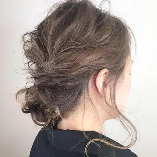 セミロング カラー ヘアアレンジ Lien 深井店のヘアスタイル