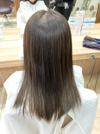カラー ハイトーン&透明感 カラー☘️片山優陽のヘアスタイル