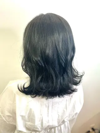 ミディアム カラー Luzir⭐︎ GEN⭐︎のヘアスタイル