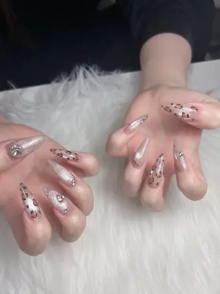 ネイル Swan Nail Salonのネイルデザイン