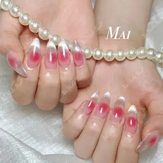 ネイル 🦋 Queenieのネイルデザイン
